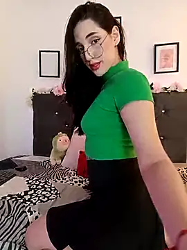 Snapshot of RoseNyx chatting on 02-05-26, 03:49 RoseNyx online show from 02-05-26, 03:49