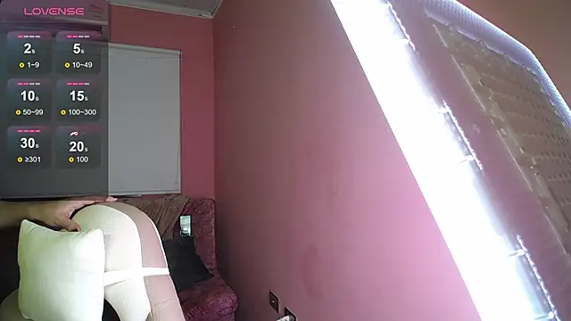 Snapshot of FoxySmile chatting on 02-02-26, 08:07 FoxySmile online show from 02-02-26, 08:07