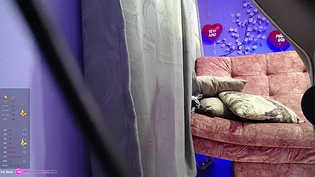 Snapshot of FoxySmile chatting on 02-28-26, 07:26 FoxySmile online show from 02-28-26, 07:26