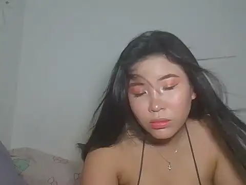 Zyeiii online show from 02-28-26, 06:14