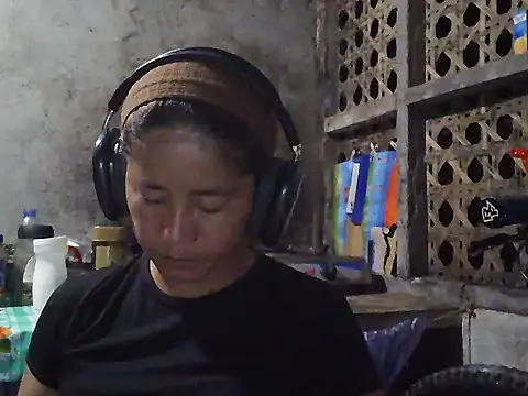 lovelyxxx88 online show from 02-06-26, 01:14