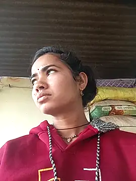 Snapshot of Jooli_sakya chatting on 01-12-26, 03:23 Jooli sakya online show from 01-12-26, 03:23