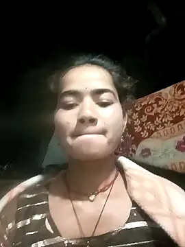 Snapshot of Jooli_sakya chatting on 01-12-26, 03:28 Jooli sakya online show from 01-12-26, 03:28