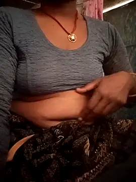 Snapshot of Hirdesh_sahu chatting on 06-18-26, 05:19 Hirdesh sahu online show from 06-18-26, 05:19