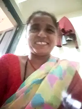 Snapshot of Hirdesh_sahu chatting on 06-25-26, 05:45 Hirdesh sahu online show from 06-25-26, 05:45