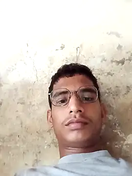 Snapshot of sahilcute1 chatting on 04-14-26, 12:33 sahilcute1 online show from 04-14-26, 12:33