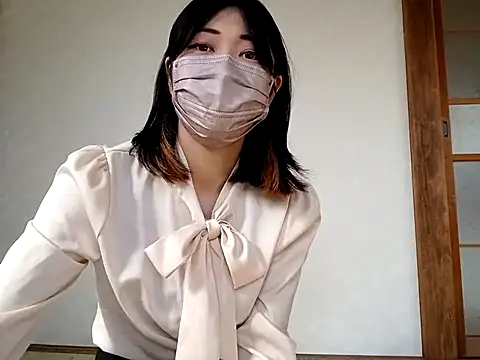 Snapshot of Harley_mama chatting on 02-13-26, 01:12 Harley mama online show from 02-13-26, 01:12