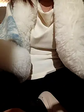 Snapshot of hoahong2 chatting on 01-11-26, 03:55 hoahong2 online show from 01-11-26, 03:55