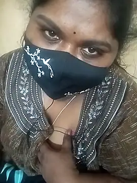 Snapshot of misammahyd chatting on 01-31-26, 07:11 misammahyd online show from 01-31-26, 07:11