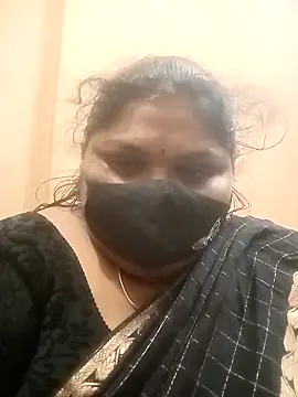 Snapshot of misammahyd chatting on 02-09-26, 04:44 misammahyd online show from 02-09-26, 04:44