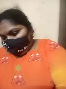 Snapshot of misammahyd chatting on 02-18-26, 05:42 misammahyd online show from 02-18-26, 05:42