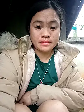 Snapshot of Chaomay_k9 chatting on 02-25-26, 12:31 Chaomay k9 online show from 02-25-26, 12:31