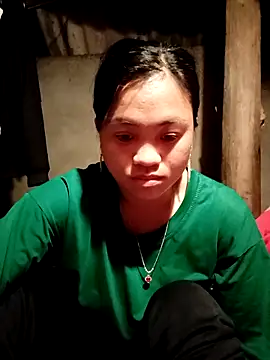 Snapshot of Chaomay_k9 chatting on 02-26-26, 11:26 Chaomay k9 online show from 02-26-26, 11:26