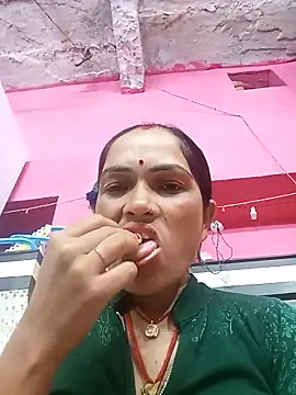 Snapshot of Sonam15884 chatting on 03-01-26, 01:13 Sonam15884 online show from 03-01-26, 01:13