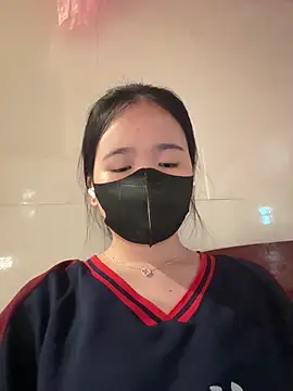 Gwen879 online show from 03-27-26, 08:37