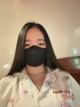 Gwen879 online show from 04-09-26, 06:19