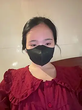 Snapshot of Gwen879 chatting on 06-17-26, 01:30 Gwen879 online show from 06-17-26, 01:30