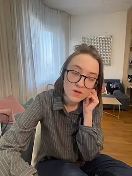 Persephone Kore online show from 05-03-26, 04:57