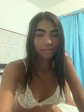 Snapshot of GeorgiandCoi chatting on 05-31-26, 06:42 GeorgiandCoi online show from 05-31-26, 06:42