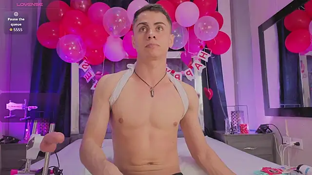 LeoMonnroe online show from 02-17-26, 08:04