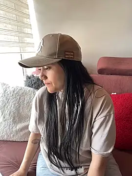 Veronica Wins  online show from 02-17-26, 07:31