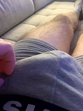 Snapshot of tbeck16c chatting on 01-13-26, 05:29 tbeck16c online show from 01-13-26, 05:29