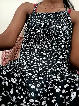 Snapshot of Cute_Riyaa22 chatting on 03-13-26, 10:33 Cute Riyaa22 online show from 03-13-26, 10:33