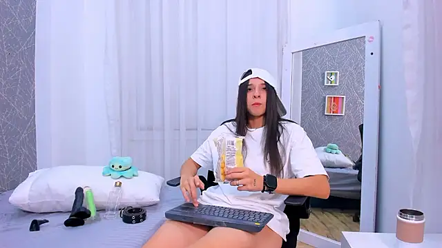 ViictoriiaSaenz online show from 03-27-26, 03:56