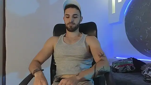 Snapshot of Apolo_lux1 chatting on 02-04-26, 08:25 Apolo lux1 online show from 02-04-26, 08:25