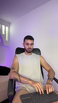 Snapshot of Apolo_lux1 chatting on 02-24-26, 10:19 Apolo lux1 online show from 02-24-26, 10:19