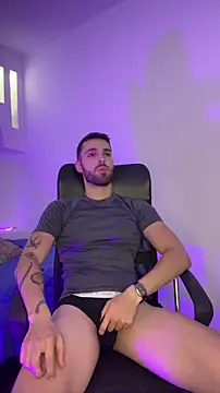 Snapshot of Apolo_lux1 chatting on 03-03-26, 08:37 Apolo lux1 online show from 03-03-26, 08:37