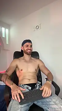 Snapshot of Apolo_lux1 chatting on 03-16-26, 08:02 Apolo lux1 online show from 03-16-26, 08:02