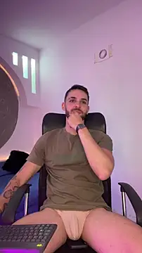 Snapshot of Apolo_lux1 chatting on 03-20-26, 08:35 Apolo lux1 online show from 03-20-26, 08:35