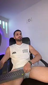 Snapshot of Apolo_lux1 chatting on 03-24-26, 08:25 Apolo lux1 online show from 03-24-26, 08:25