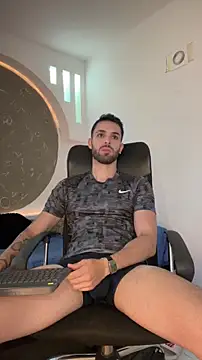 Snapshot of Apolo_lux1 chatting on 03-26-26, 08:25 Apolo lux1 online show from 03-26-26, 08:25