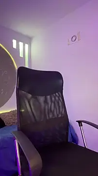 Snapshot of Apolo_lux1 chatting on 03-30-26, 08:43 Apolo lux1 online show from 03-30-26, 08:43