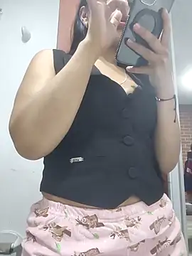 LunaRouuse  online show from 01-15-26, 11:52