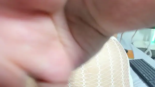 Snapshot of Naugthy_Sara chatting on 02-26-26, 07:02 Naugthy Sara online show from 02-26-26, 07:02