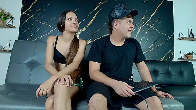 uncontrolled fire online show from 02-03-26, 07:52