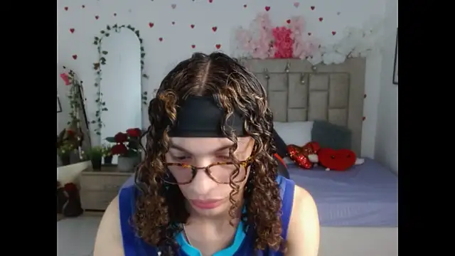 Snapshot of Axel_fox77 chatting on 06-15-26, 12:46 Axel fox77 online show from 06-15-26, 12:46