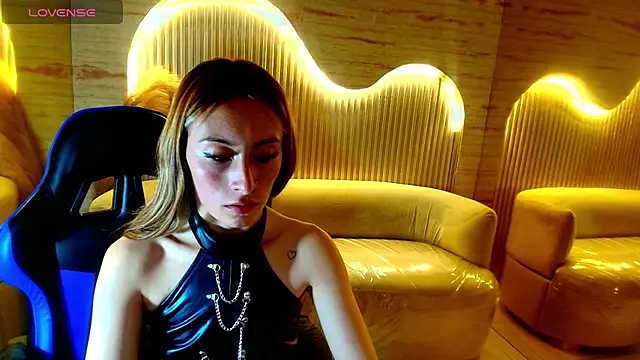 katalina r  online show from 05-16-26, 07:34