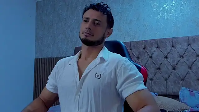 Adonys Lewis  online show from 02-15-26, 05:04