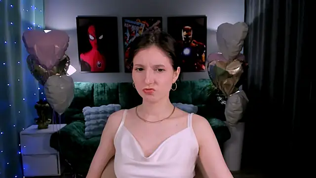 KikaOsterman online show from 03-07-26, 12:13