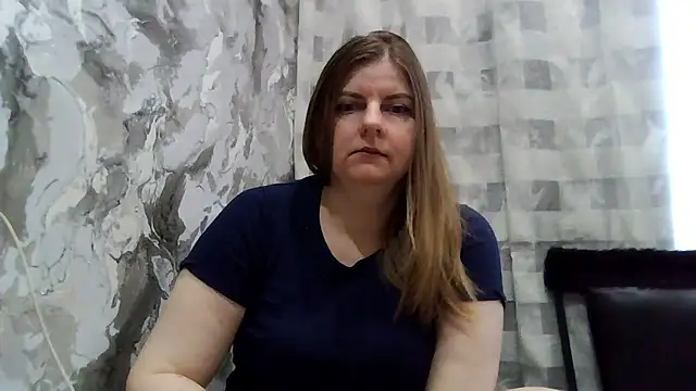 Snapshot of DarkRose0104 chatting on 01-14-26, 06:30 DarkRose0104 online show from 01-14-26, 06:30