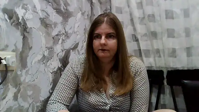 Snapshot of DarkRose0104 chatting on 02-13-26, 07:43 DarkRose0104 online show from 02-13-26, 07:43