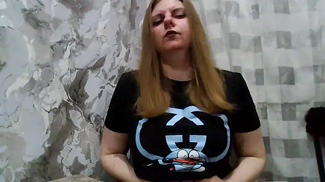 Snapshot of DarkRose0104 chatting on 02-27-26, 07:47 DarkRose0104 online show from 02-27-26, 07:47