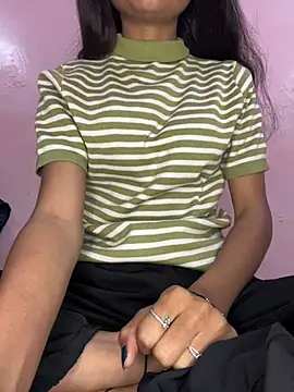 paribaby09 online show from 02-05-26, 01:43