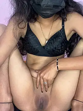 paribaby09 online show from 02-13-26, 06:09