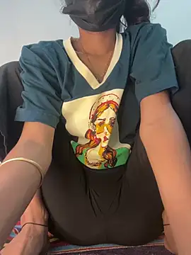 paribaby09 online show from 03-22-26, 04:10