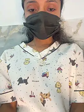 paribaby09 online show from 04-26-26, 02:15